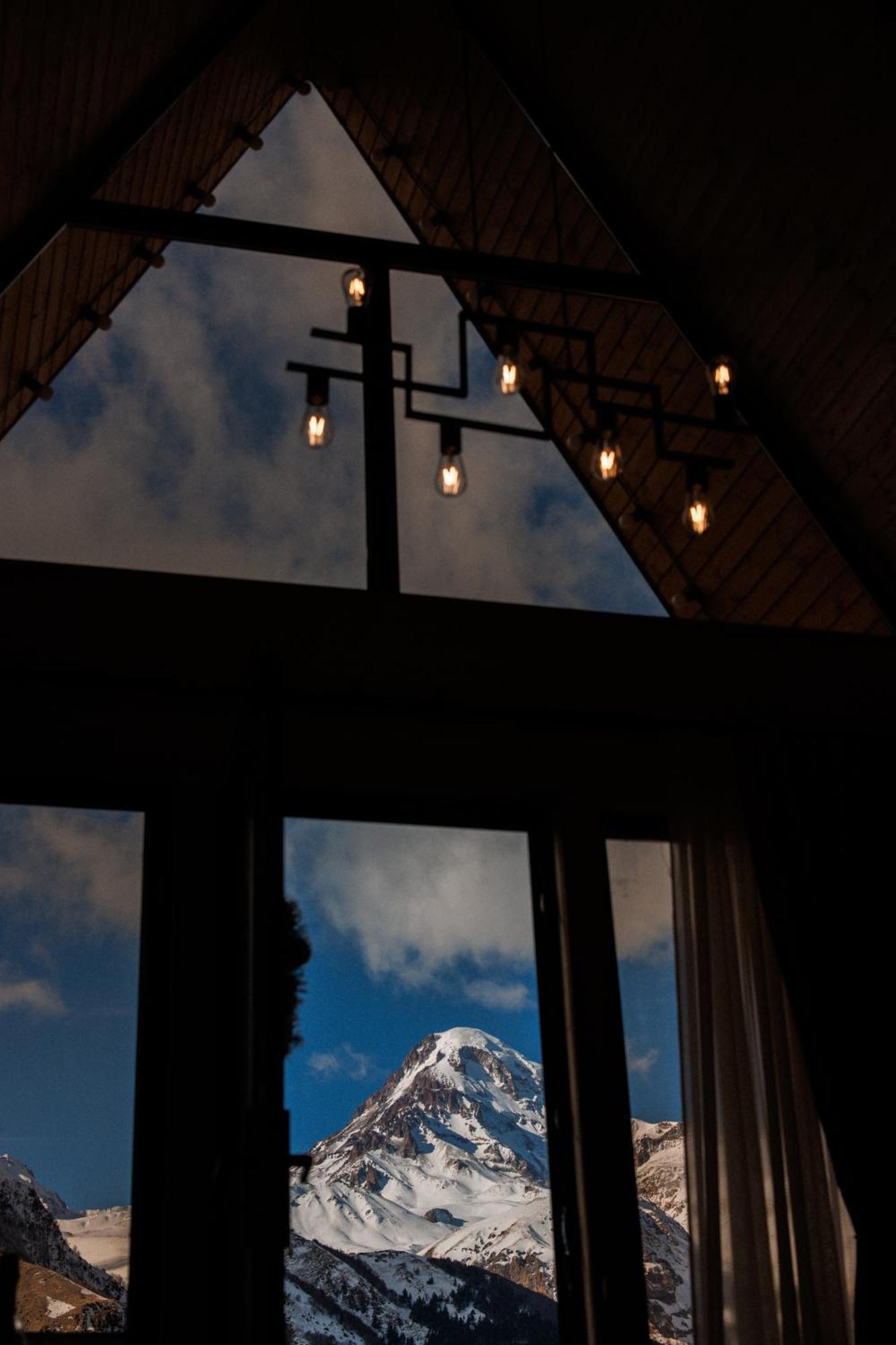 Smart Via Kazbegi Villa ภายนอก รูปภาพ